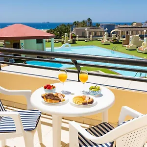 The House Of Nonni Ventura - Beachfront, Ocean View, Wi-fi, Aircon, Swimming Pool Appartamento